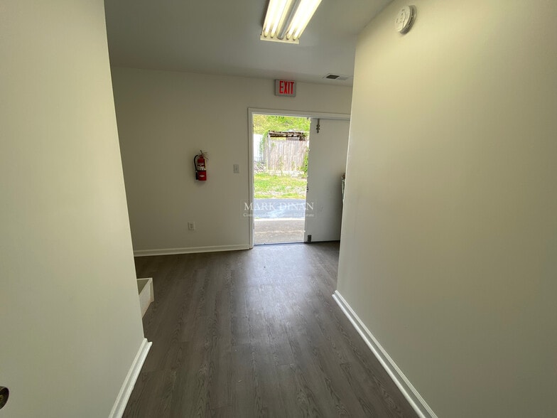 More Photos Of 1334 1st St N, Alabaster General Retail For Lease