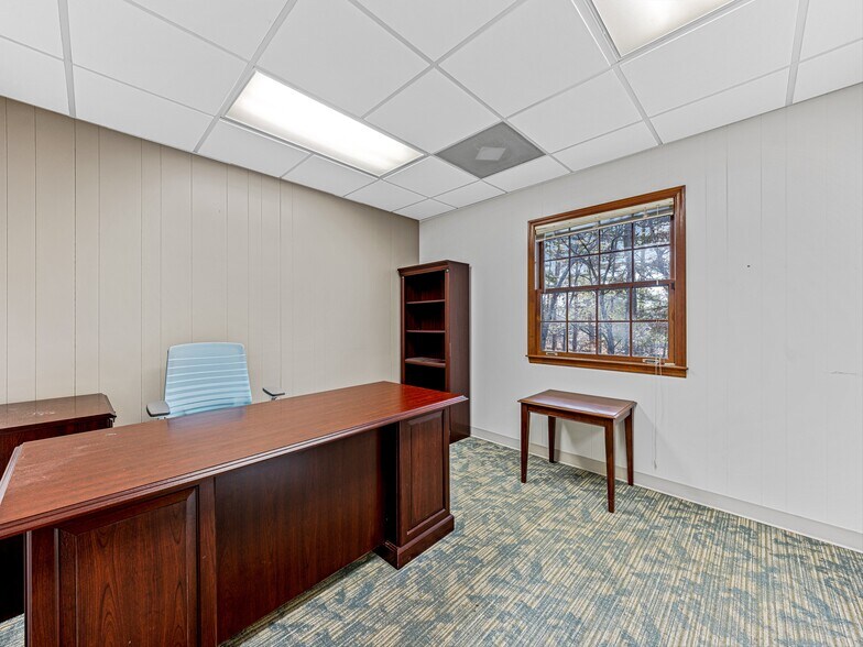 More Photos Of 2159 Hendersonville Rd, Arden Medical For Lease