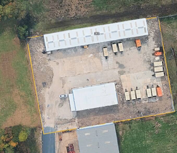 More Photos Of 203 30th St S, Texas City Warehouse For Lease