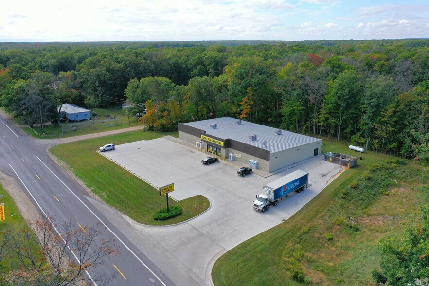 More Photos Of 7637 N Woodbridge Ave, Brohman Convenience Store For Sale