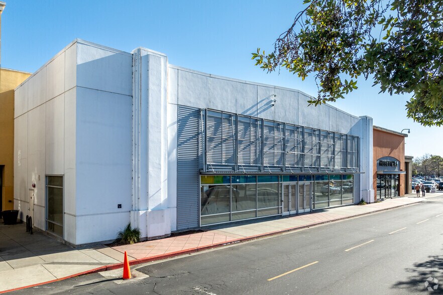 Primary Photo Of 15555 E 14th St, San Leandro Office For Lease