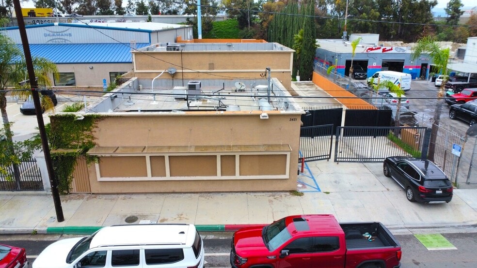 More Photos Of 2421 E Artesia Blvd, Long Beach Restaurant For Lease