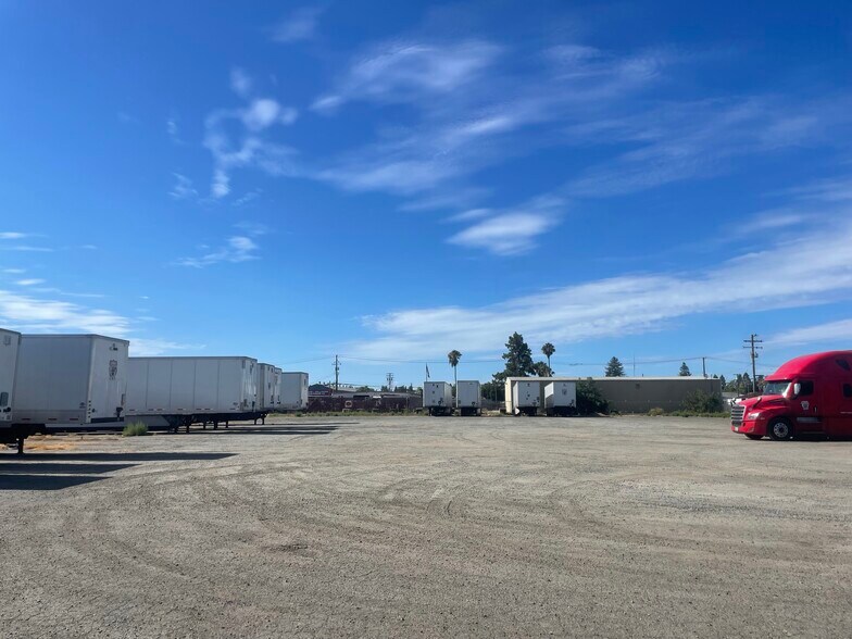 Primary Photo Of 711 Sutter st, West Sacramento Land For Lease