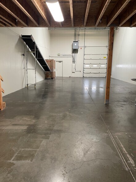 More Photos Of 1863-1885 Concourse Dr, San Jose Light Manufacturing For Lease