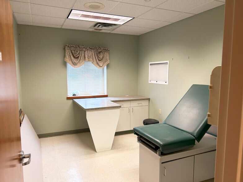 More Photos Of 601 E Church St, Elmira Medical For Sale