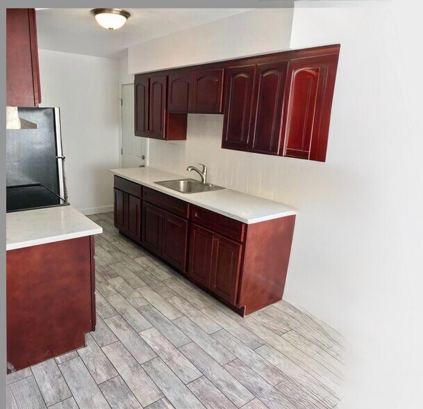 More Photos Of 2120 E 22nd St, Oakland Apartments For Sale