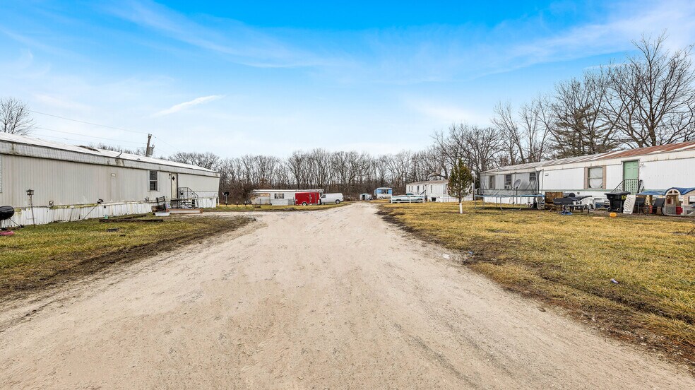 More Photos Of 100 Circle Dr, Foley Light Distribution For Sale
