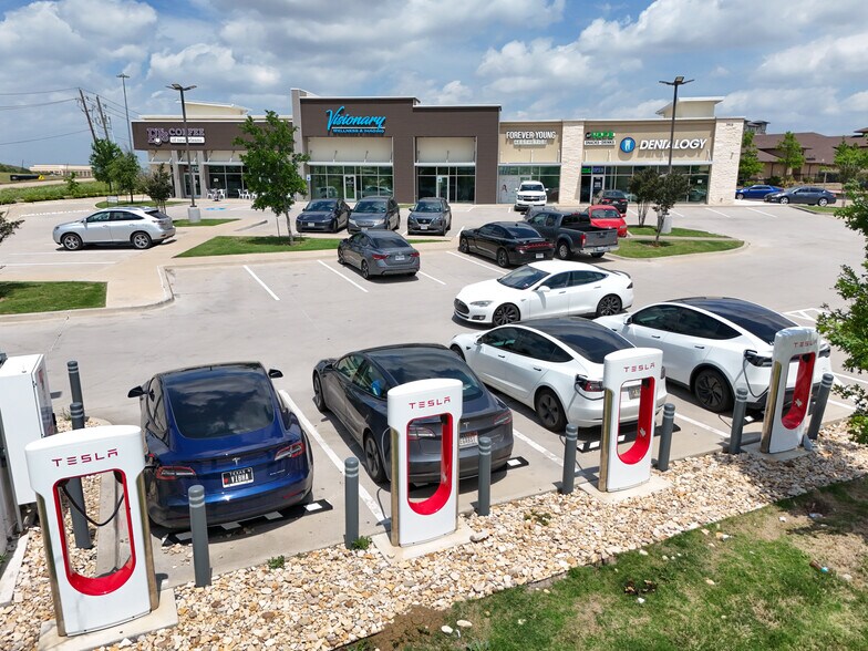 More Photos Of 3575 W Story Rd, Irving Storefront Retail Office For Sale