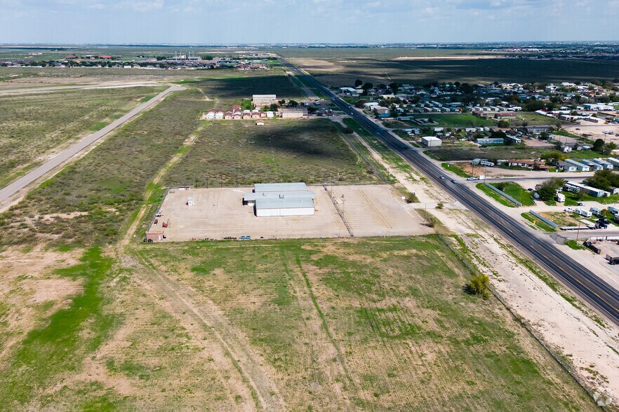 More Photos Of 605 E Yukon Rd, Odessa Warehouse For Lease