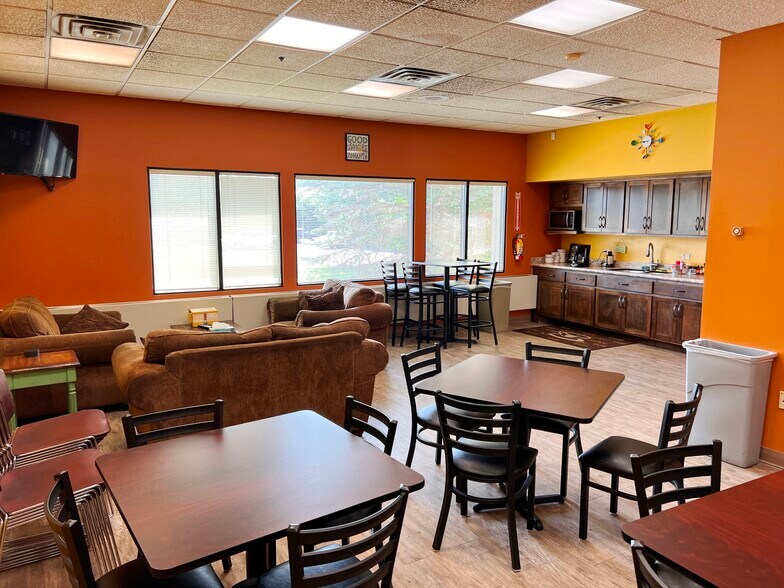 More Photos Of 506 James St, Brainerd Warehouse For Sale