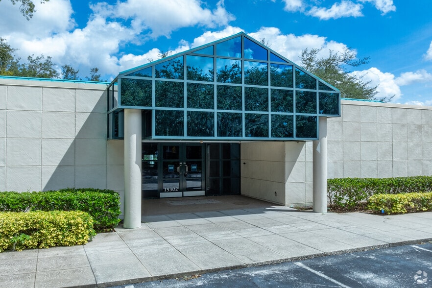More Photos Of 15302 Amberly Dr, Tampa Bank For Sale