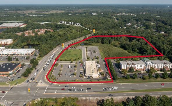 More Photos Of 1091 Virginia Center Pky, Glen Allen Storefront For Lease