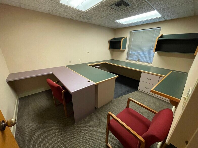 More Photos Of 504 S Moody Ave, Tampa Land For Sale