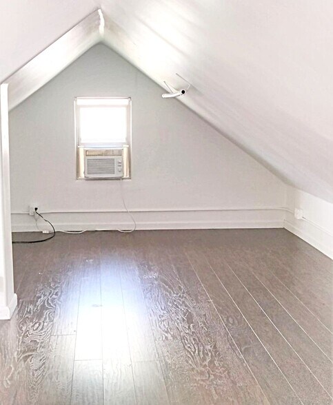 More Photos Of 46 W 10th St, Reno Apartments For Sale