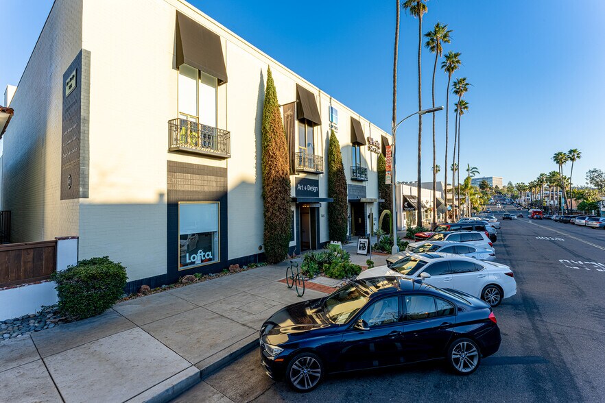 More Photos Of 7661 Girard Ave, La Jolla Storefront Retail Office For Lease