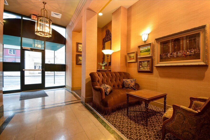 More Photos Of 102 Campbell Ave SW, Roanoke Office For Sale