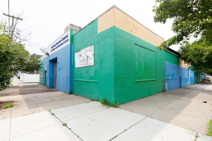 More Photos Of 925 N 8th St, Camden Warehouse For Lease