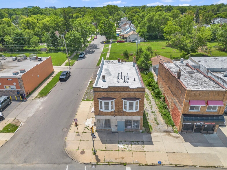 More Photos Of 19403 W Warren Ave, Detroit Storefront Retail Residential For Sale