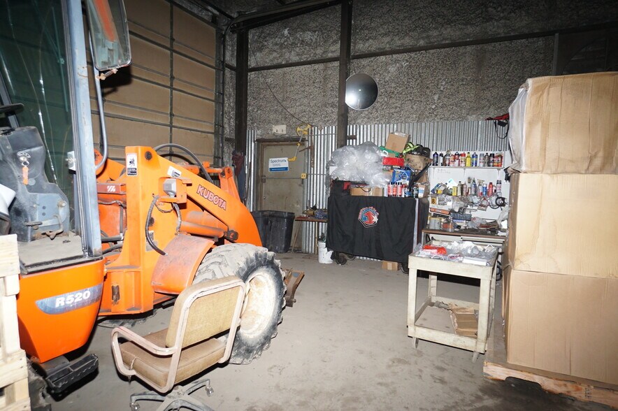 More Photos Of 36135 Bibbins St, Romulus Warehouse For Sale