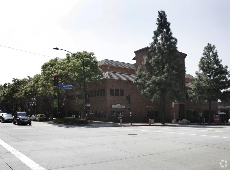 More Photos Of 150 E Olive Ave, Burbank Office For Lease