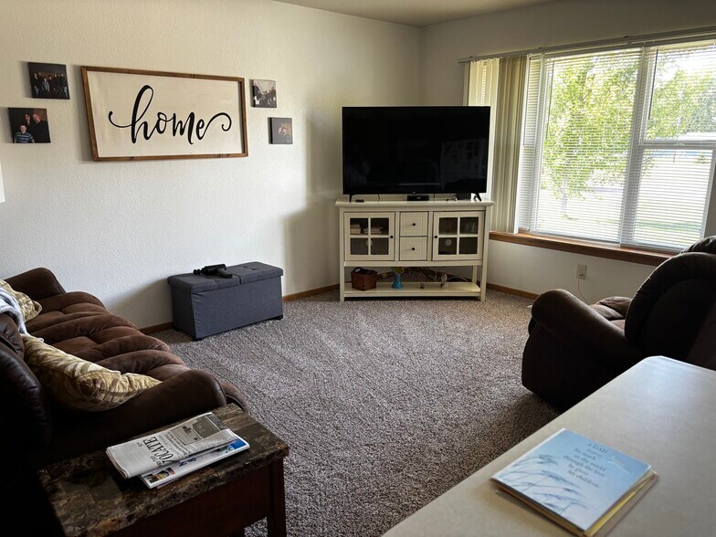 More Photos Of 1305 Rosebud Ave, Gregory Multifamily For Sale