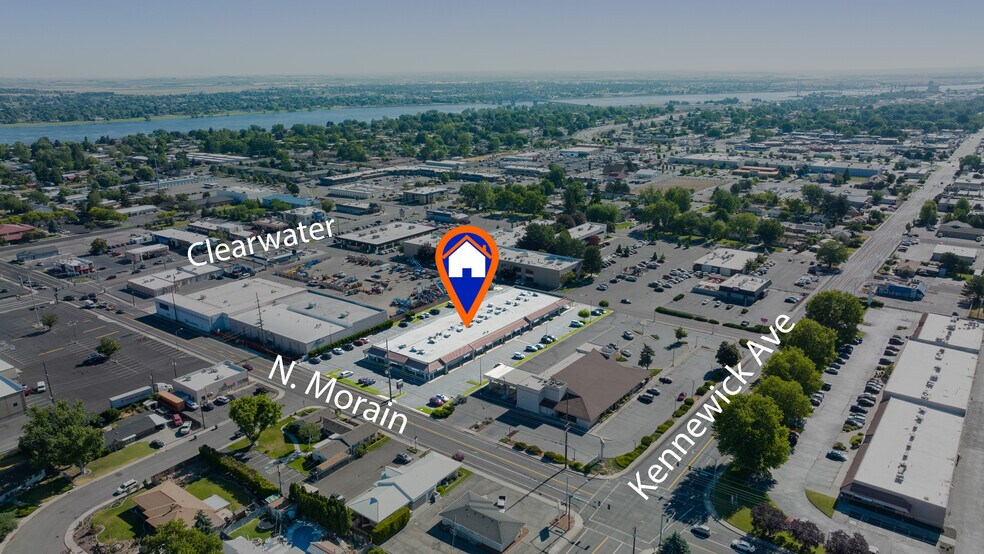 Primary Photo Of 100 N Morain St, Kennewick General Retail For Lease