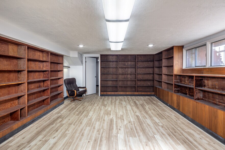 More Photos Of 270 Grand Ave, Oakland Office Residential For Sale