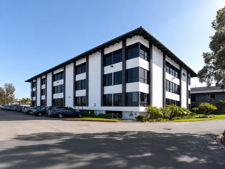 More Photos Of 6920 Miramar Rd, San Diego Loft Creative Space For Lease