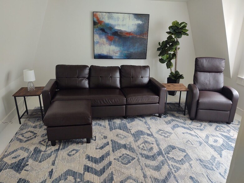 More Photos Of 22 Chestnut St, Brattleboro Apartments For Sale