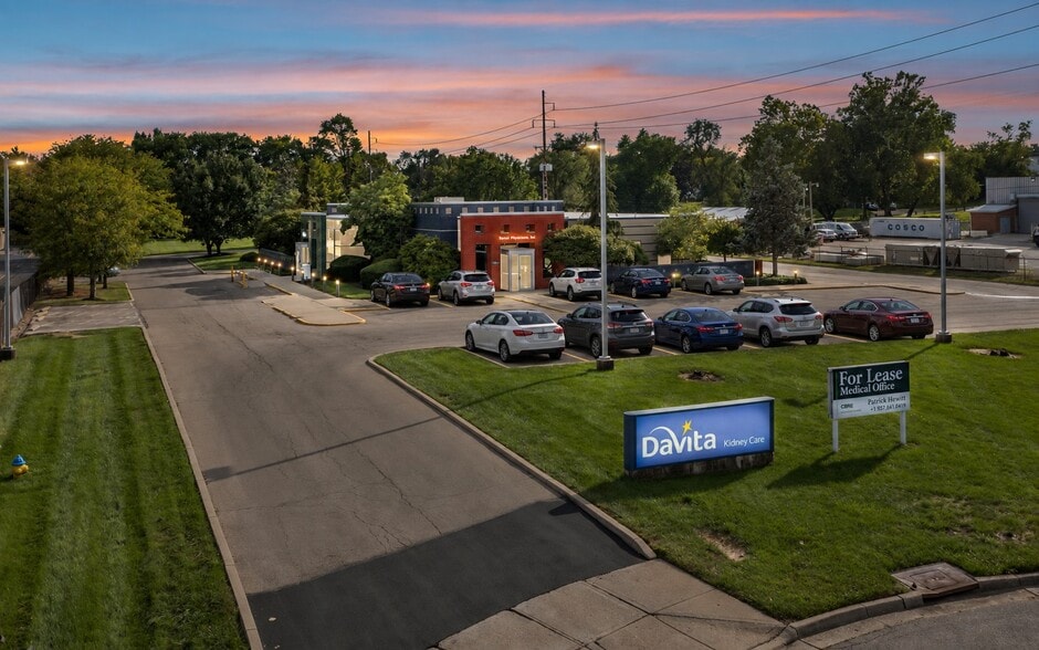 More Photos Of 1431 Business Center Ct, Dayton Medical For Sale