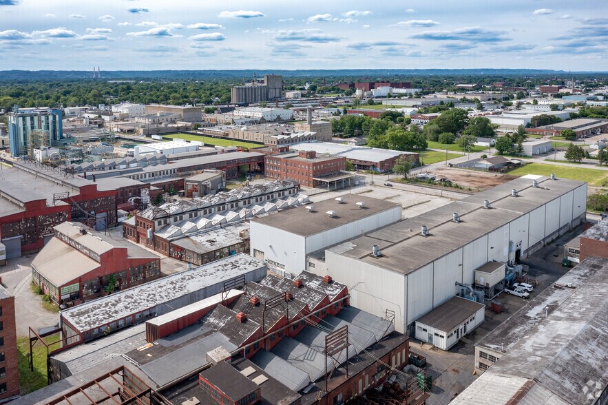 More Photos Of 1000 W Ormsby Ave, Louisville Unknown For Lease