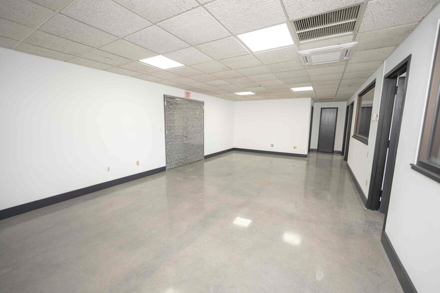 More Photos Of 8 John Walsh Blvd, Peekskill Office For Lease