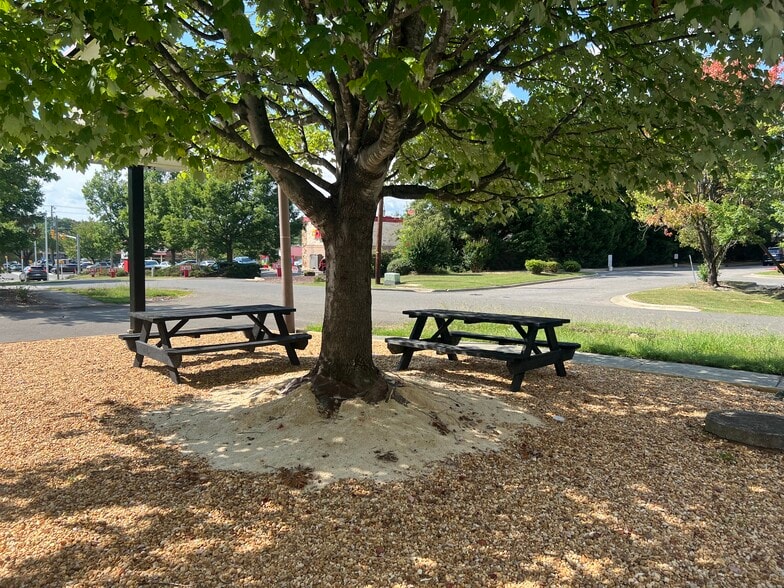 More Photos Of 2110 Allendown Dr, Durham Fast Food For Sale