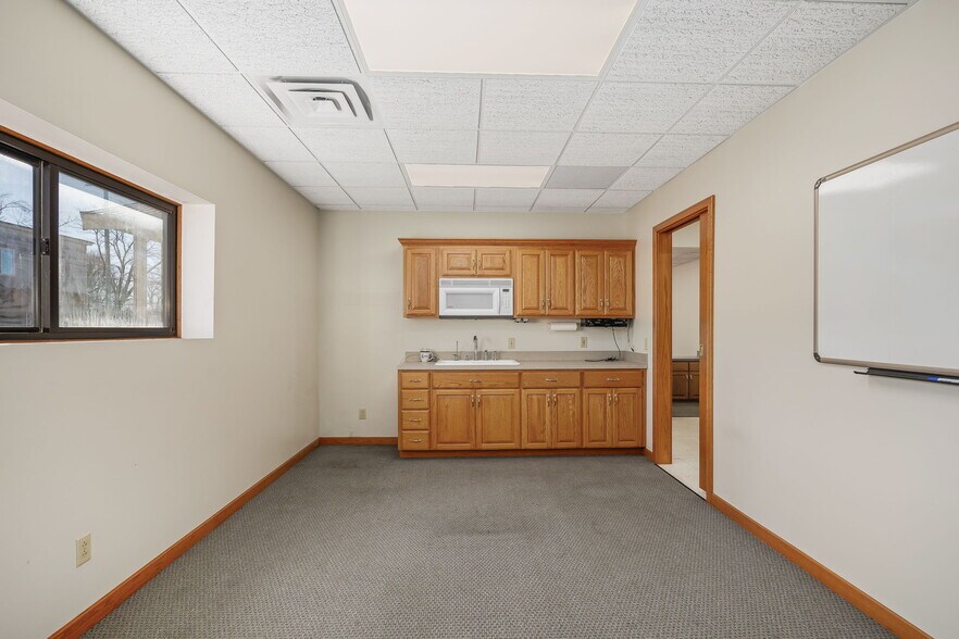 More Photos Of 5214 Lake Ave, Saint Joseph Industrial For Sale