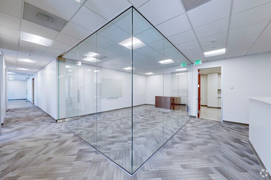 More Photos Of 1290 Broadway, Denver Office For Lease