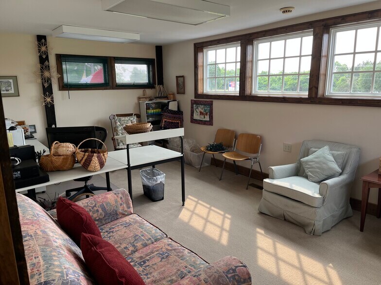 More Photos Of 2728 Augustine Herman Hwy, Chesapeake City Freestanding For Sale