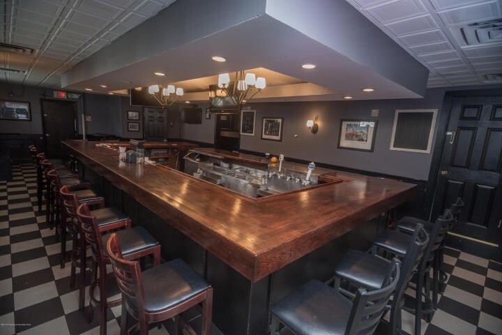 More Photos Of 524 Court St, Scranton General Retail For Sale