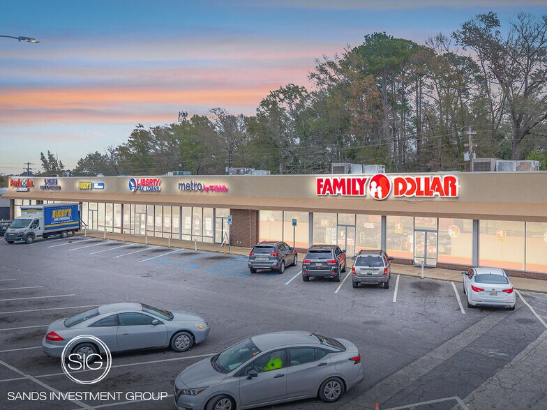 Primary Photo Of 20-30 N Broadway Ave, Sylacauga Storefront For Sale