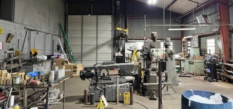 More Photos Of 302 Huntsman Way, Longview Manufacturing For Sale
