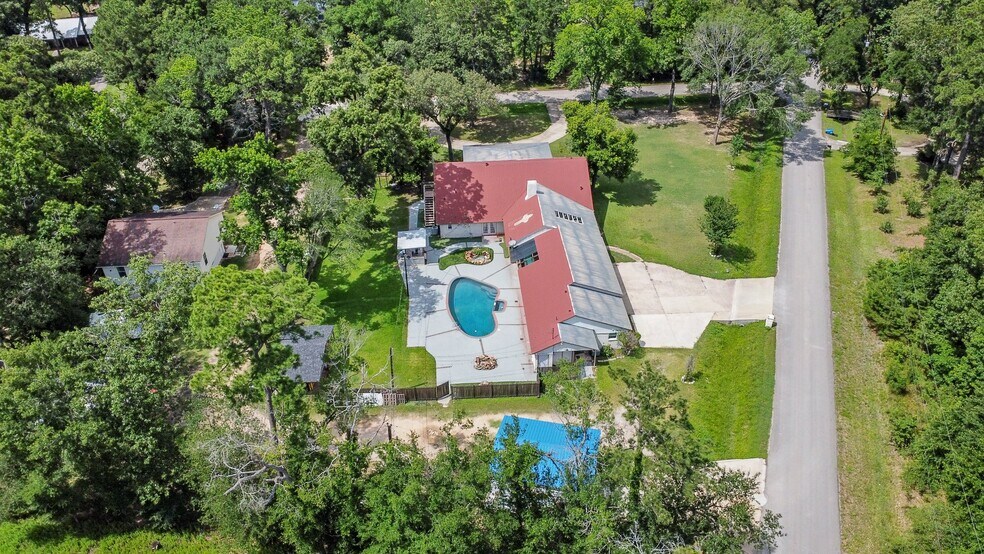 More Photos Of 2042 Teal Dr, Spring Dormitory For Sale