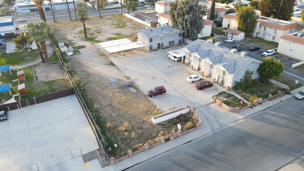 More Photos Of 4023 O St, Bakersfield Apartments For Sale