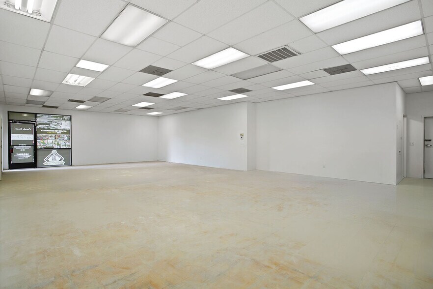 More Photos Of 374 Lincoln Ctr, Stockton Unknown For Lease