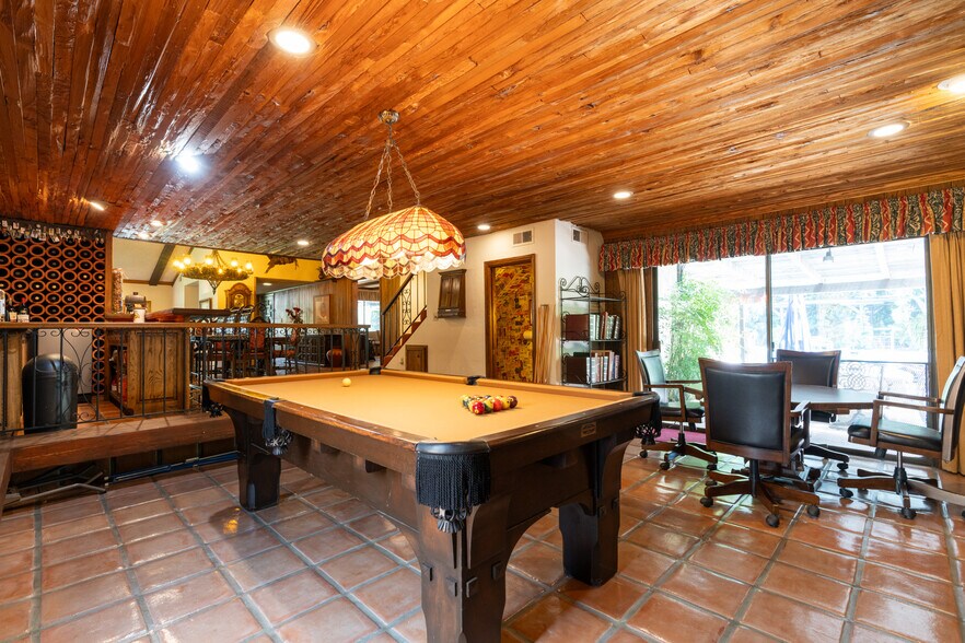 More Photos Of 6320 Honolulu Ave, La Crescenta Land For Sale