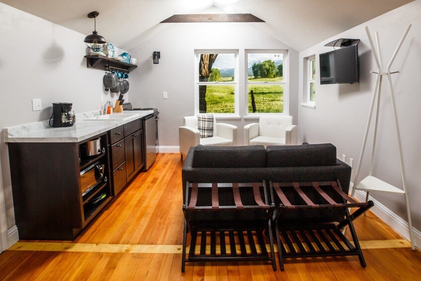 More Photos Of 59424 CO-69, Hillside Hotel For Sale