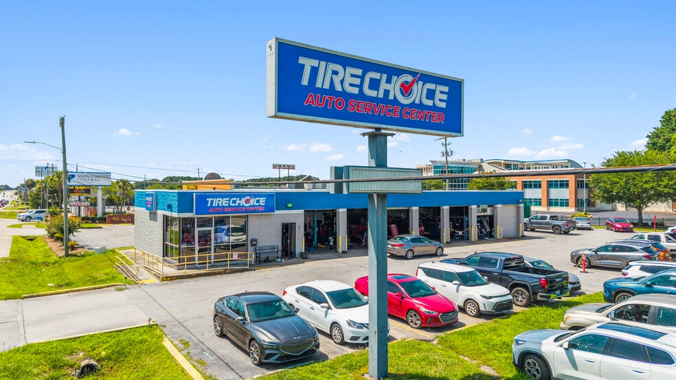 More Photos Of 6285 Rivers Ave, Charleston Auto Repair For Sale