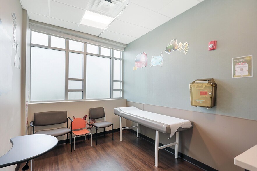 More Photos Of 1000 S US Highway 31, Greenwood Medical For Sale