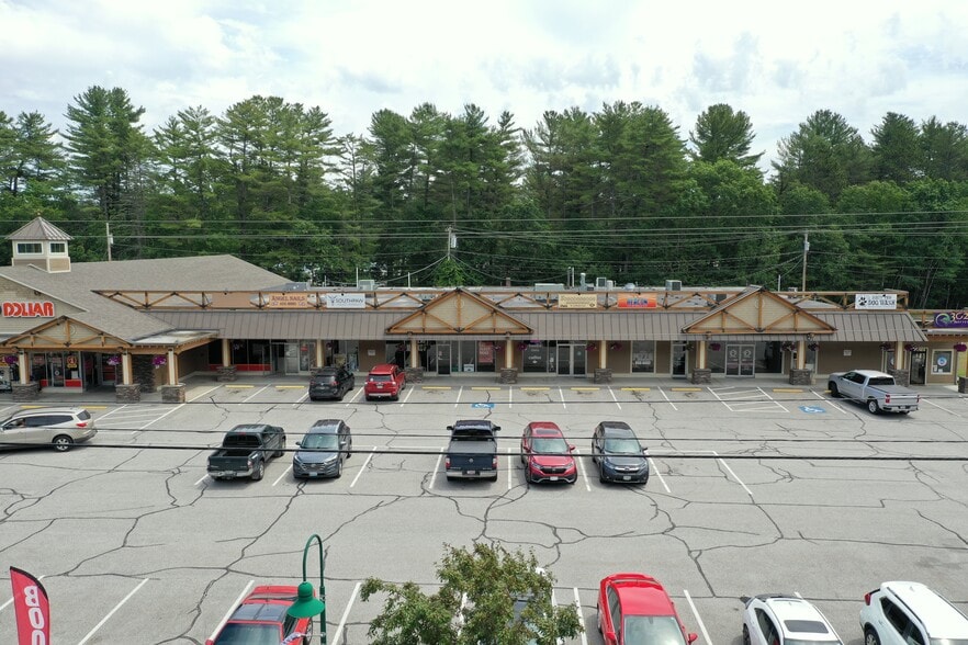 More Photos Of 1233 Roosevelt Trl, Raymond Storefront For Lease