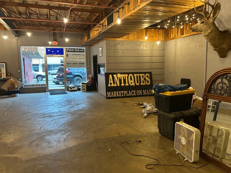 More Photos Of 105 S Main St, Quitman Storefront Retail Office For Sale