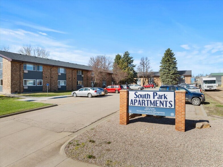 More Photos Of 1500 7th Ave, Belle Fourche Apartments For Sale