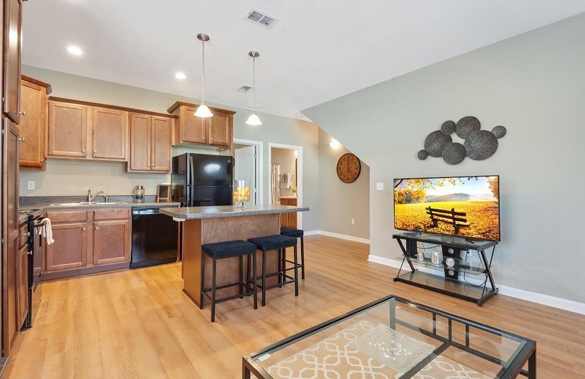 More Photos Of 2021 Tyson Green Ave, Tallahassee Apartments For Sale